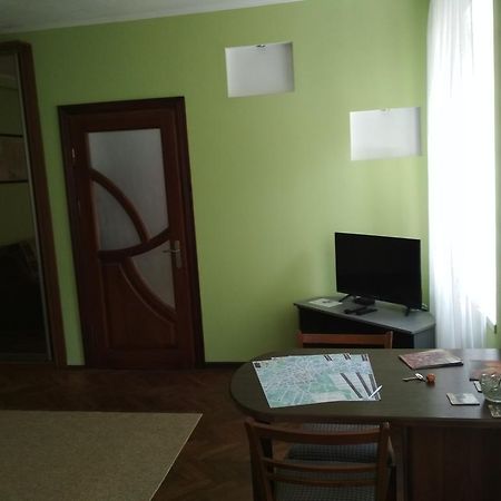 Like A Local Apartment Leopoli Esterno foto